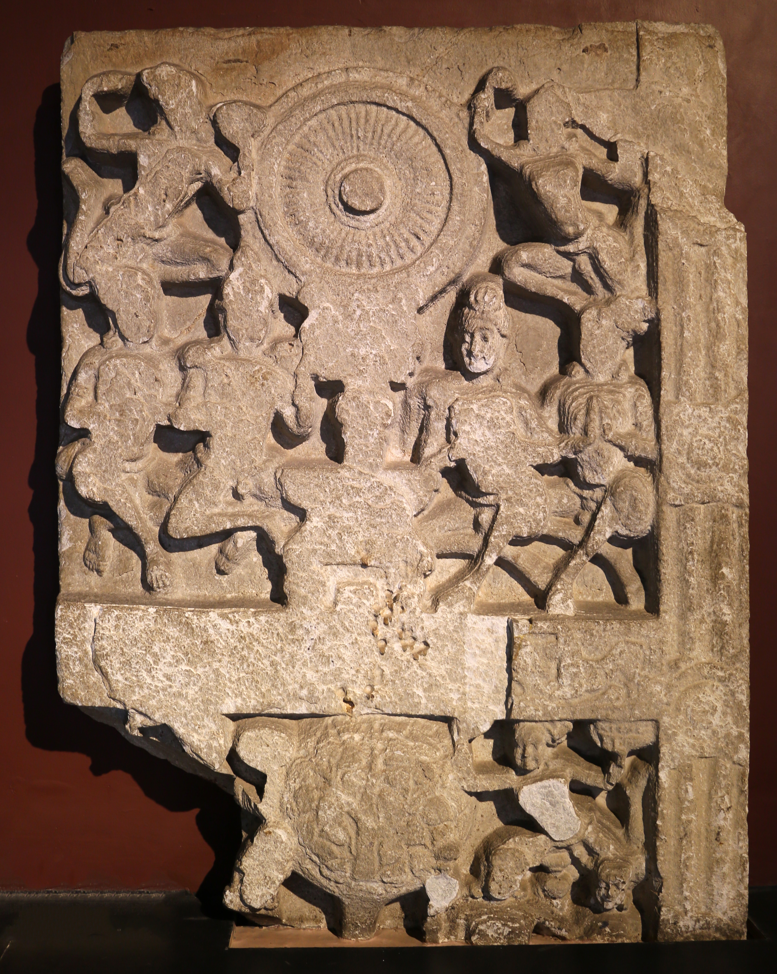 Dharmachakra, la ruota del Dharma buddhista